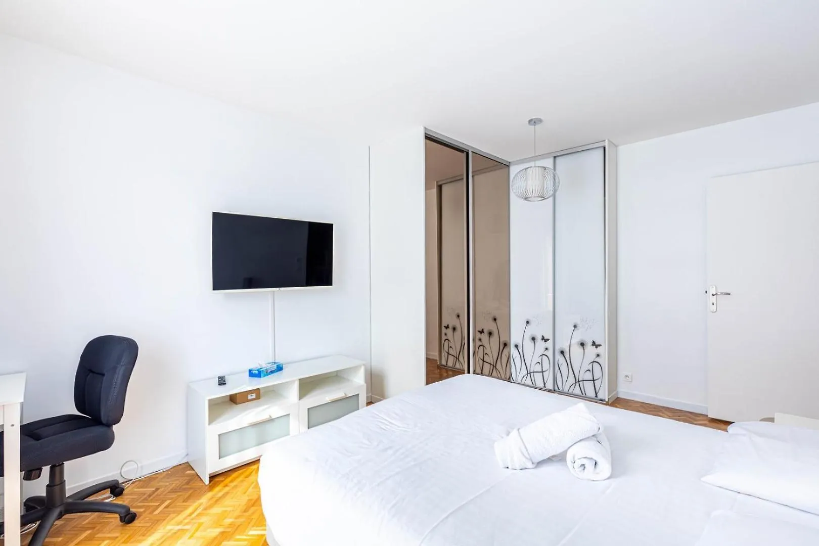 Guestready - Sejour Familial Dans Le 20eme * Paris